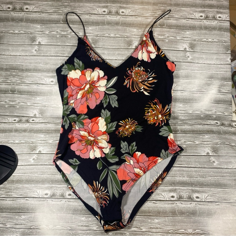 Gaze Black Floral bodysuit